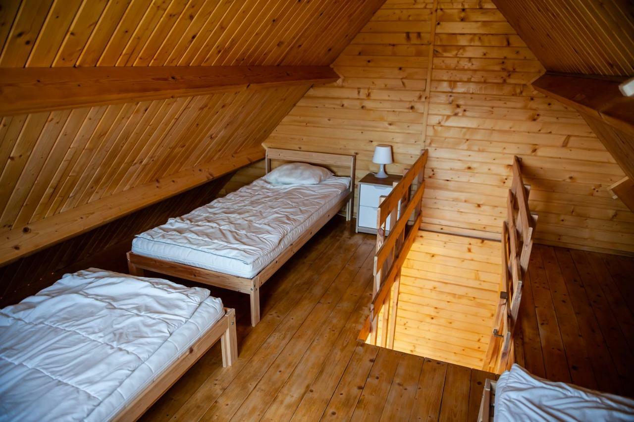 Pod Debami Wicie- Domki Drewniane Nad Morzem Vitte Exterior foto