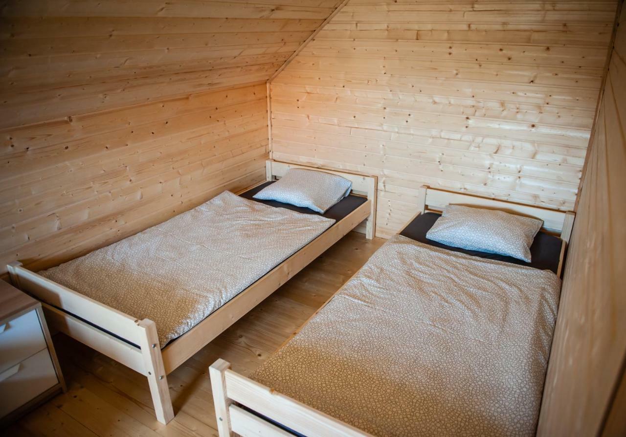 Pod Debami Wicie- Domki Drewniane Nad Morzem Vitte Exterior foto