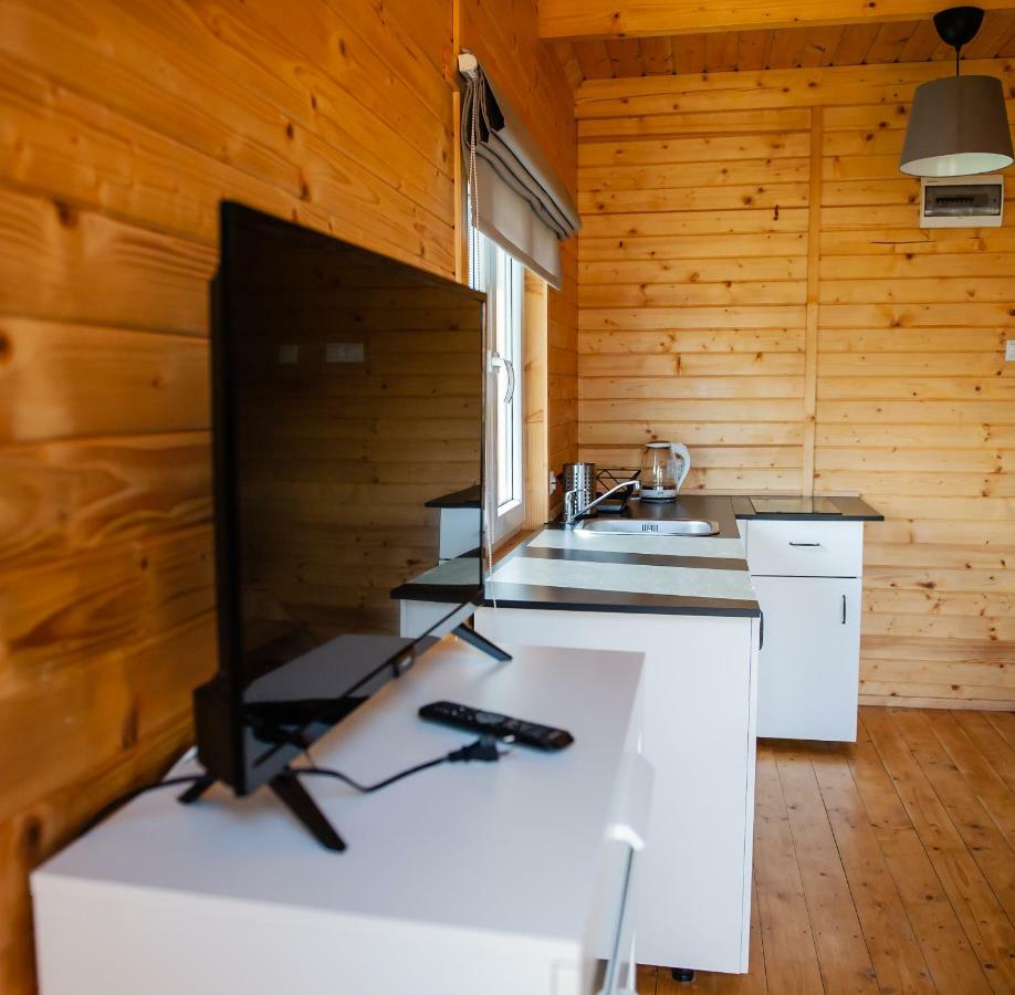 Pod Debami Wicie- Domki Drewniane Nad Morzem Vitte Exterior foto
