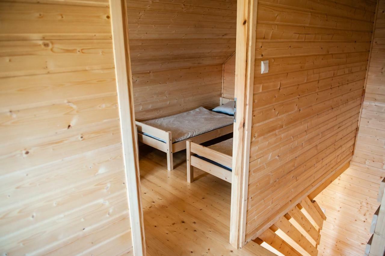 Pod Debami Wicie- Domki Drewniane Nad Morzem Vitte Exterior foto